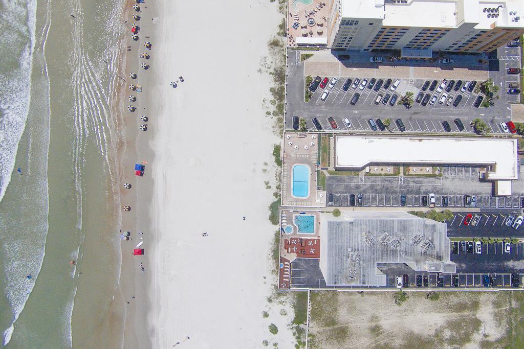 Fantasy Island - Daytona Beach Shores Aparthotel Exterior photo